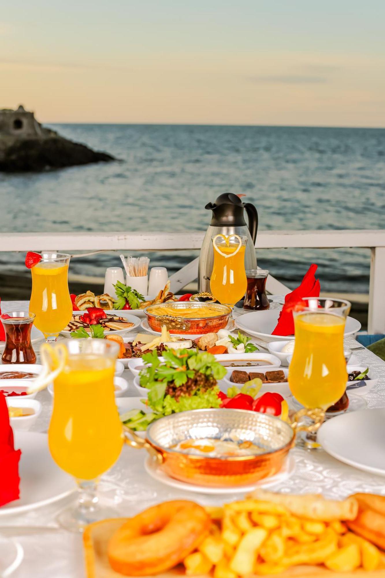 Mare Blu Hotel Трабзон Экстерьер фото